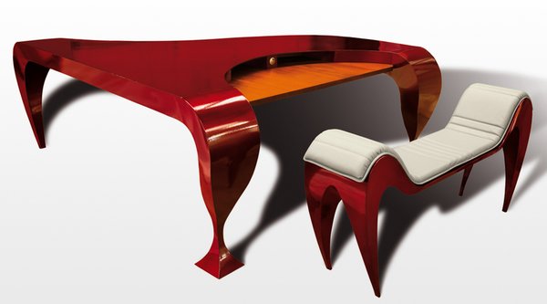 "Piano" in stainless steel, red painting and precious wood.